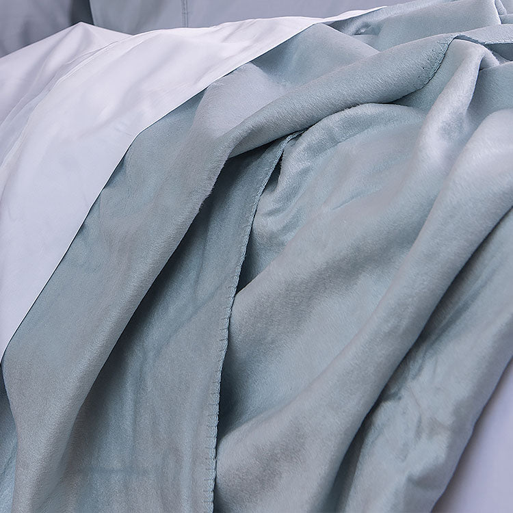 Luxurious Bamboo Blankets