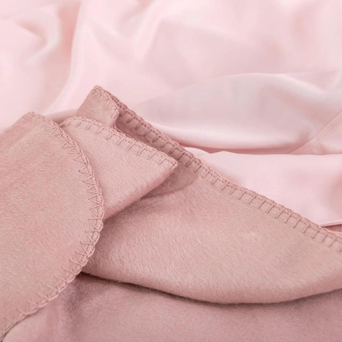 Luxurious Bamboo Blankets